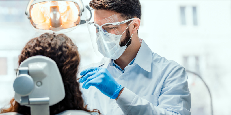 When Should You Start Having Oral Cancer Screenings?